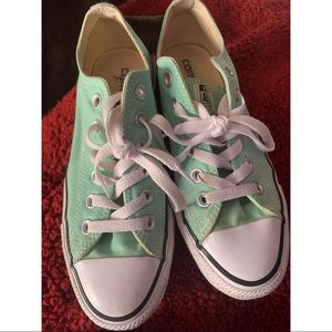 Used ! Mint Green Converse.